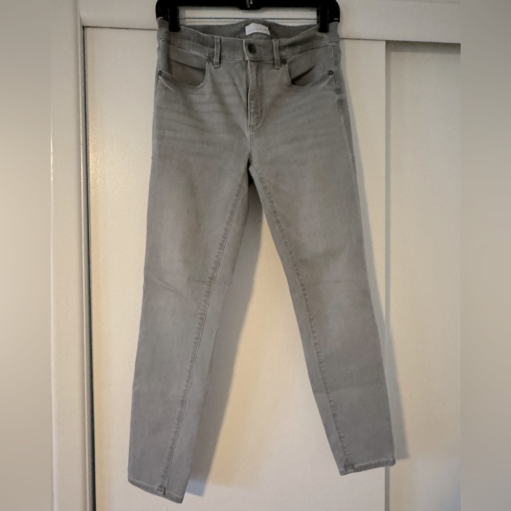 LOFT Gray Size 29 / 8 Stretch Skinny Jeans